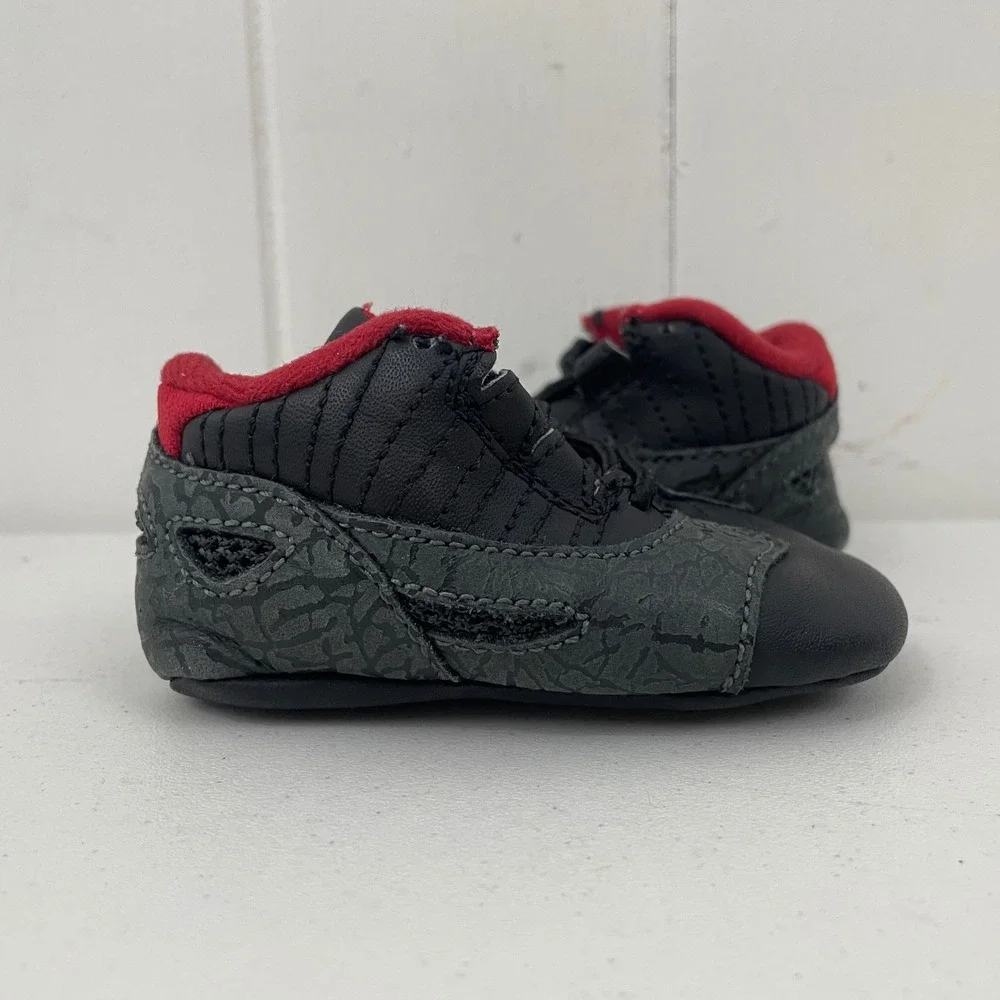 Air Jordan Retro XI 11 IE Low Bred 2003 306005-061 Toddler Size 2C